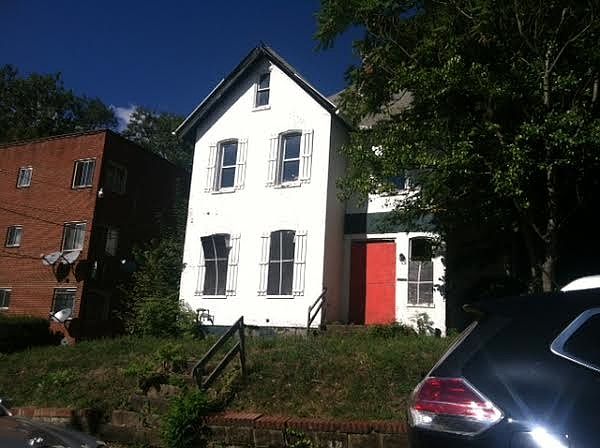 2nd image of 821 North Ave