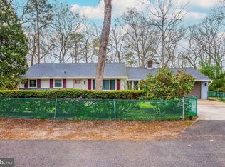 5 Holly Ave, Browns Mills, NJ 08015