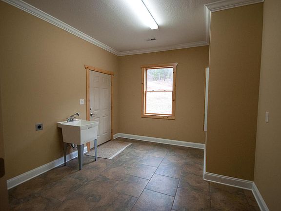 3rd image of 5134 Short Mountain Way