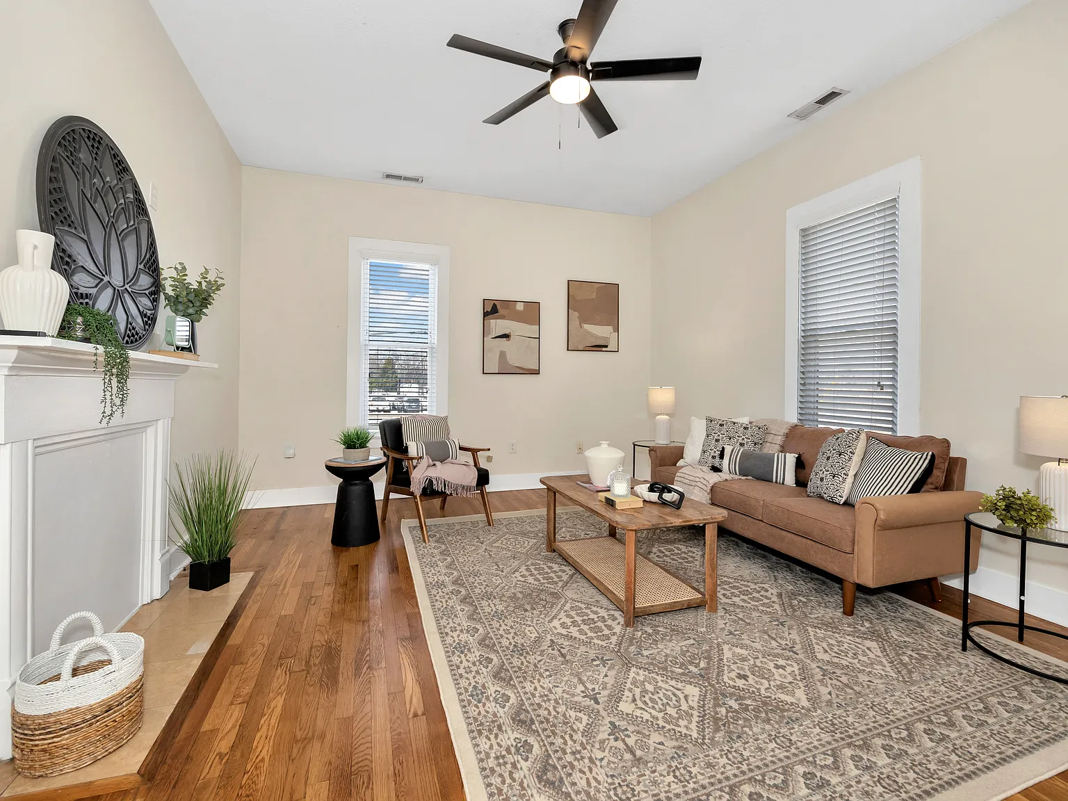 3 bed, 1271 sqft, $1,800 — Photo 4