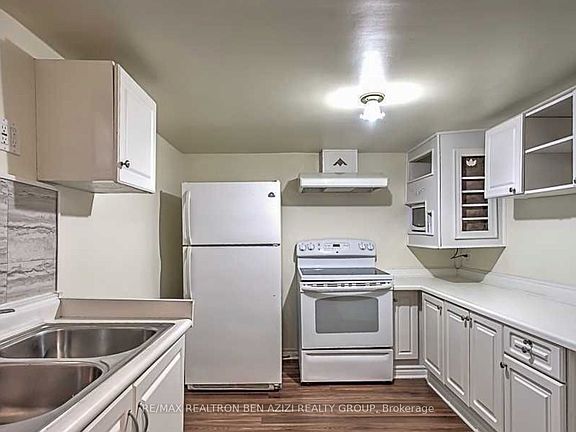 2nd image of 49 Don Mor Dr #Basement