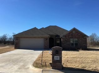 110 Zurie Cir, Maumelle, AR 72113