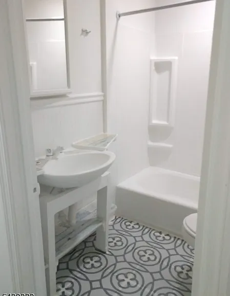 83 Allen St #1 — Photo 8