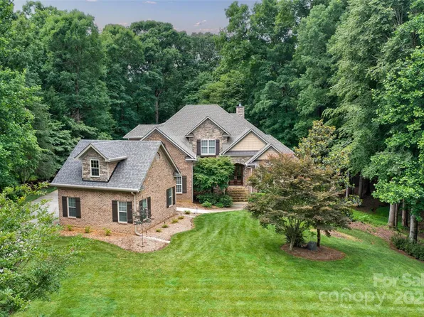 2314 Winding Oaks Trl, Waxhaw, NC 28173
