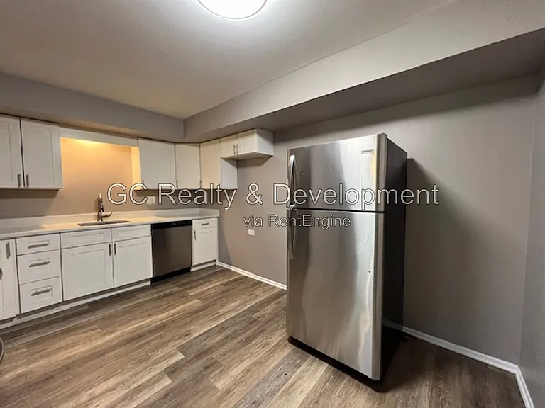 314 N Warwick Ave #GD — Photo 6