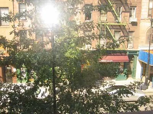 Rented by Buchbinder & Warren | media 6