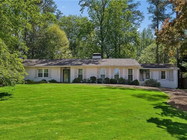4775 Merlendale Ct, Sandy Springs, GA 30327