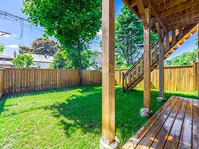 Toronto House for rent - 5 Bedrooms — photo 31