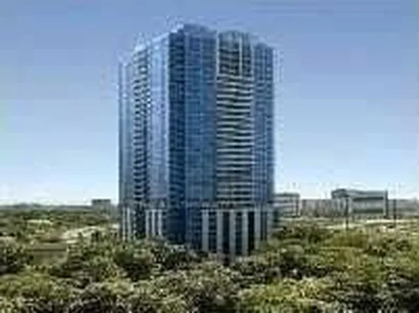 181 Wynford Dr, Toronto, ON