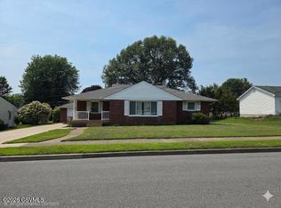 606 10th St, Selinsgrove, PA 17870