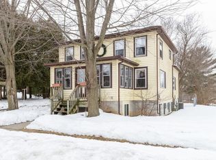 210 Valley St, Horicon, WI 53032
