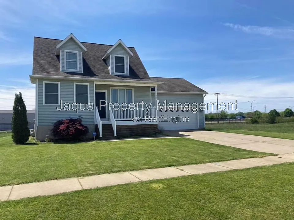 380 Market Pl