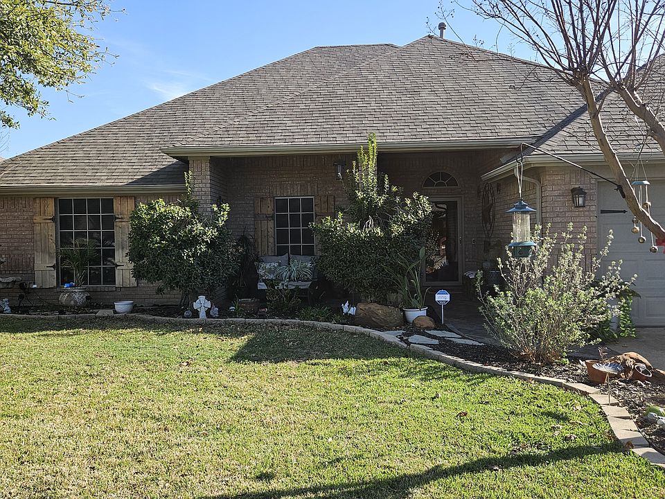 1st image of 505 Sycamore Ln
