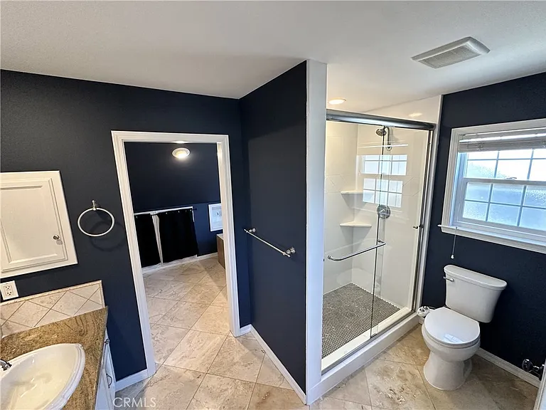 604 Village Ct — Photo 37