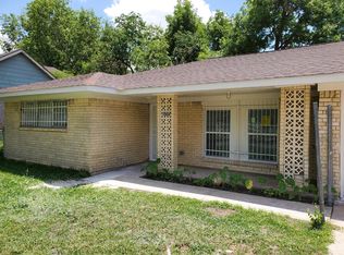 3412 Collingsworth St, Houston, TX 77026