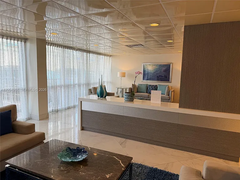 3850 Galt Ocean Dr #111 — Photo 34