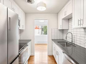 Barrett Apartments