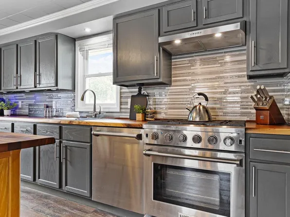 833 East South Street, Stoughton, WI 53589
