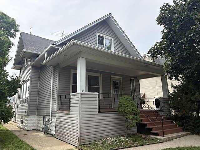 1st image of 806 N 20th Ave