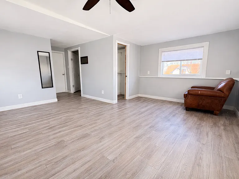 Bed 1(Master bedroom)
