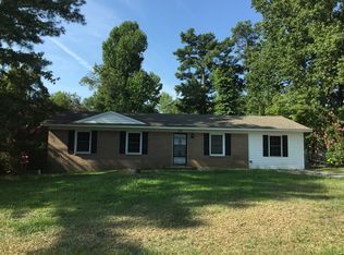 212 Treadway Ct, Fayetteville, NC 28311