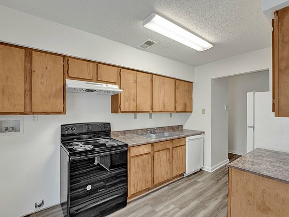 5th image of 3619 Kingsgate Dr #3713-4