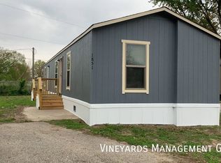 775 E Bever Dr, Towanda, KS 67144