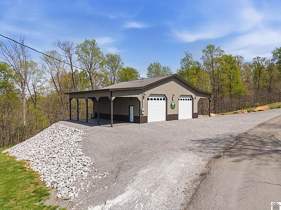 4th image of 920 View Rd