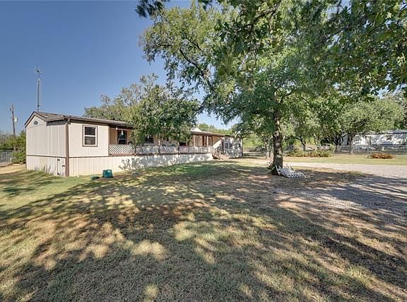 2nd image of 1123 W West Oak Dr