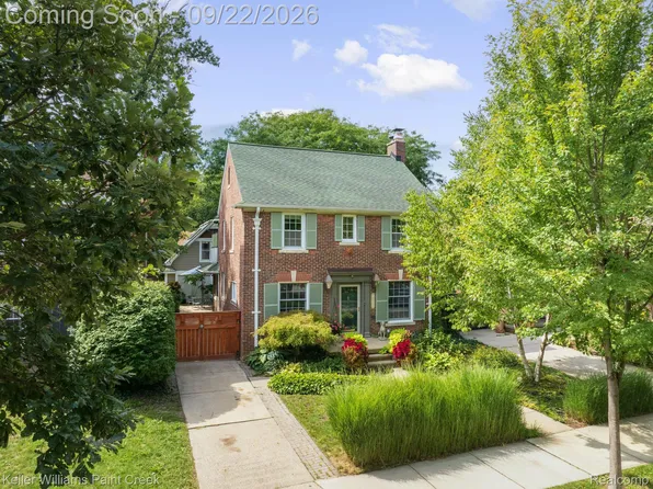 4199 Bishop St, Detroit, MI 48224