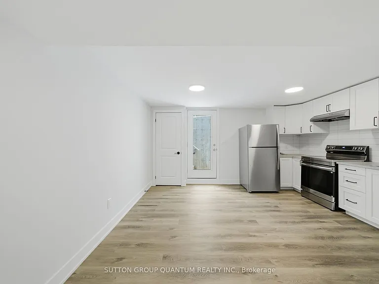 2529 Cavendish Dr #BASEMENT — Photo 6