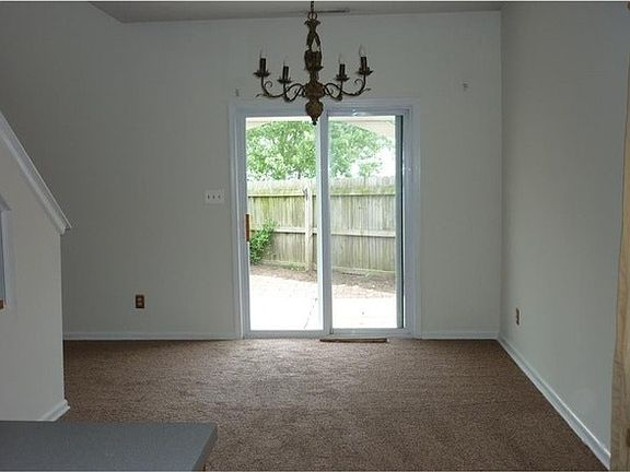 5th image of 6627 Dunsdin Dr
