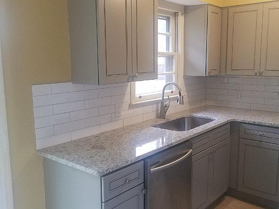 3rd image of 3042 Hacienda Ct