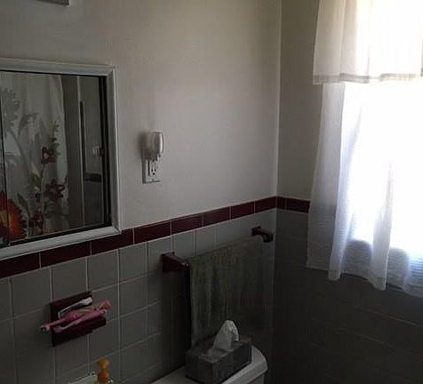 3rd image of 3460 W 210th St