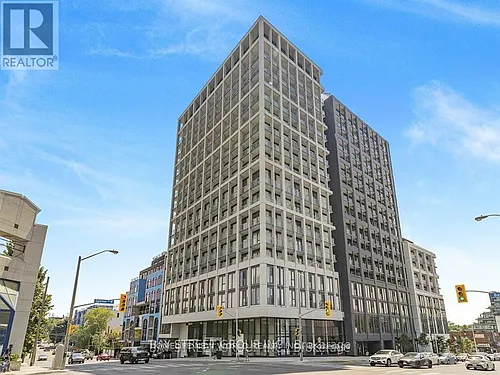 2020 Bathurst St Photo 1