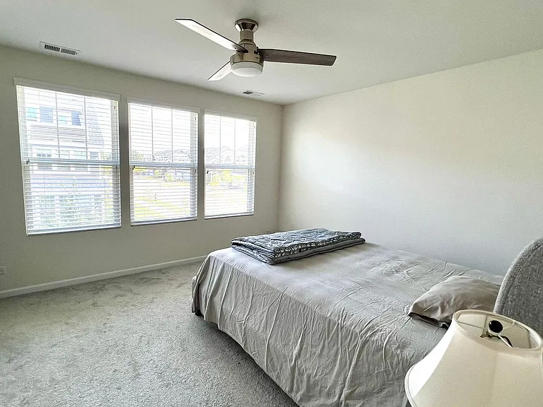 538 Watercress Dr — Photo 14