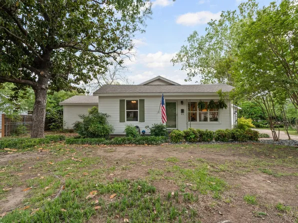 4829 Red Oak Ln, River Oaks, TX 76114