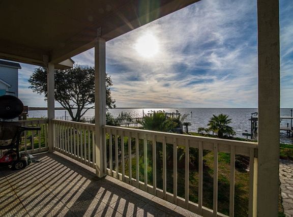 3rd image of 3959 Gulfway Dr