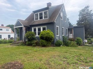 664 Noank Rd, Mystic, CT 06355