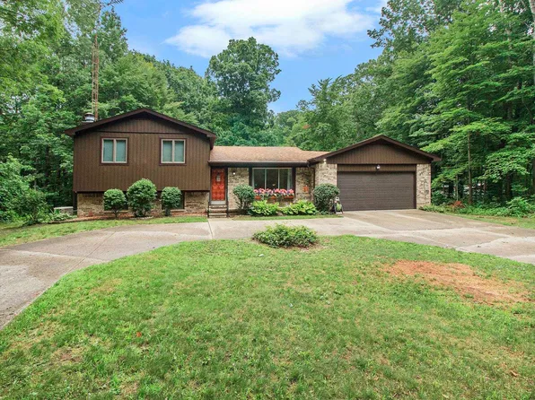 11312 N Webster Rd, Clio, MI 48420