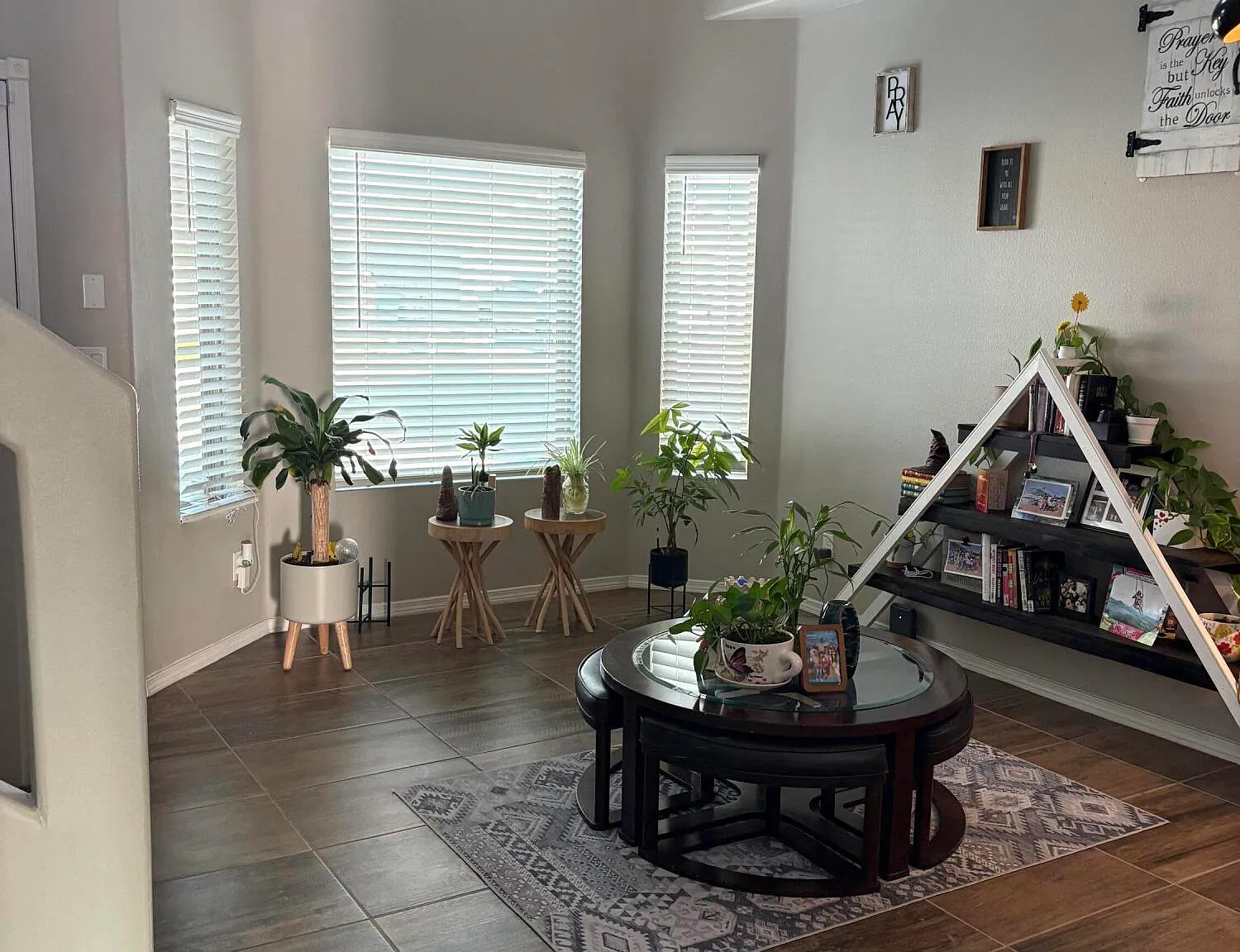 3 bed, 2.5 bath, 1698 sqft, $1,900 — Photo 4