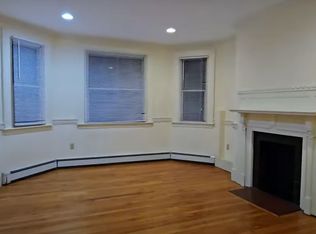 457 Centre St APT 306, Newton, MA 02458