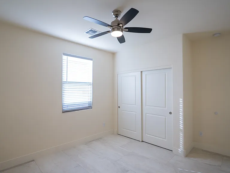 1620 E Hedrick Dr #1 — Photo 17