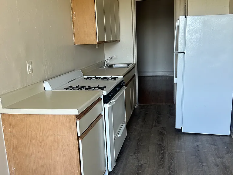 Beaufort Pl — Photo 14