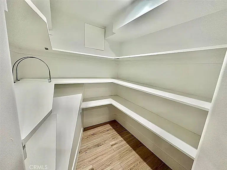 2506 Zorada Dr — Photo 10