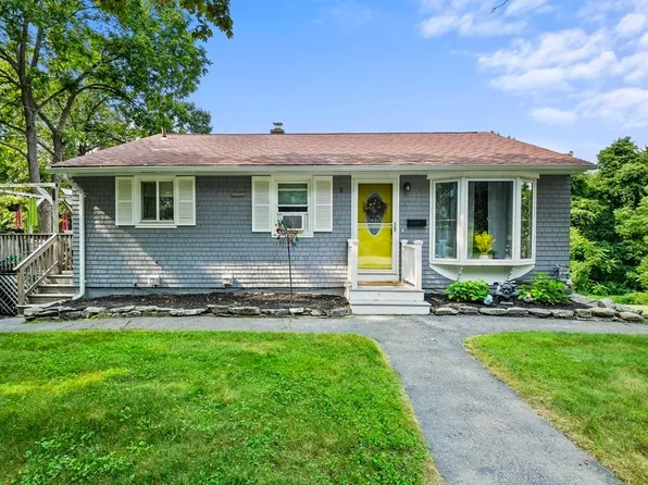 5 Leslie Ln, Millbury, MA 01527