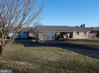 4 Apple St, Barto, PA 19504