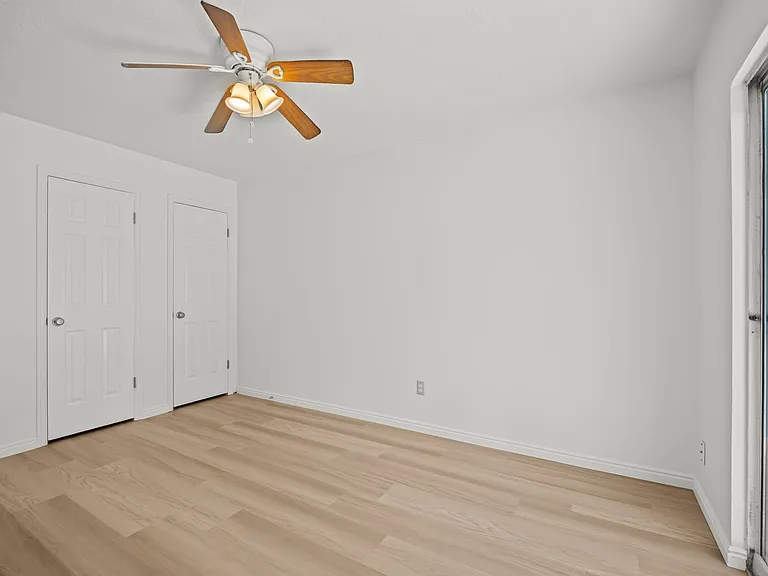 945 S Freedom Blvd #18 — Photo 46