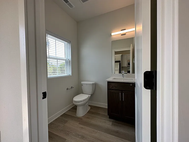 2185 Wisconsin Ave — Photo 10