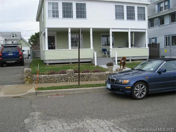 13 Bayview Ave, Niantic, CT 06357